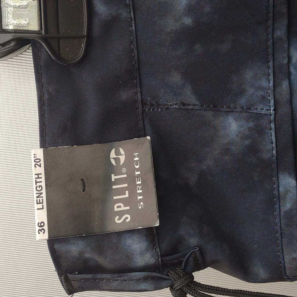 🆕 Split stretch Performance Golf ⛳ Shorts - Picture 5 of 6